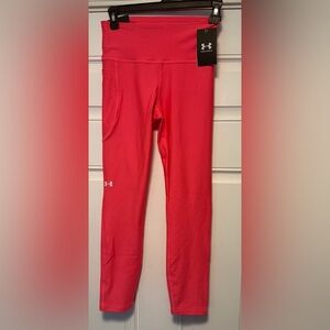 Under Armour women’s small compression leggings- nwt